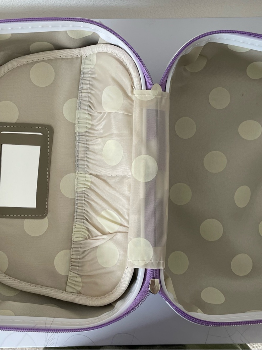 Hello Kitty HK Sanrio bling makeup bag - purple with mirror - Picture 4 of 5